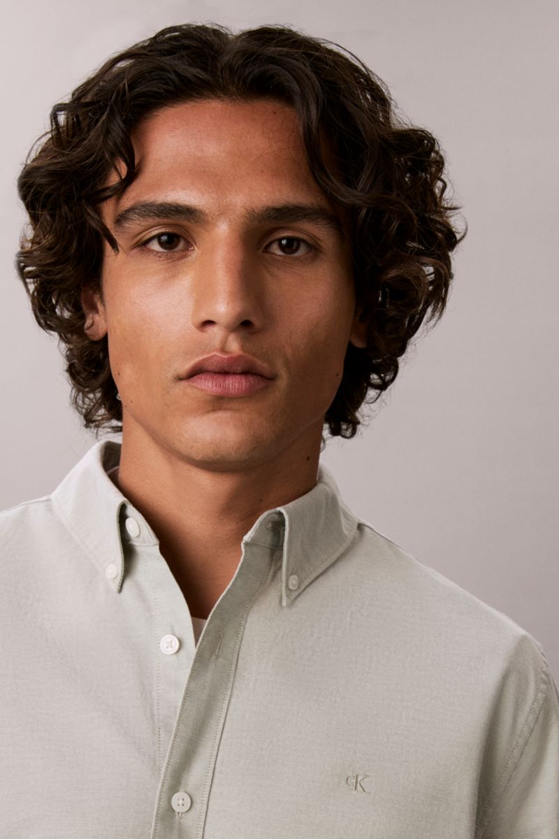 Calvin Klein 1255 Classic Fit Solid Oxford Shirt Oil Green
