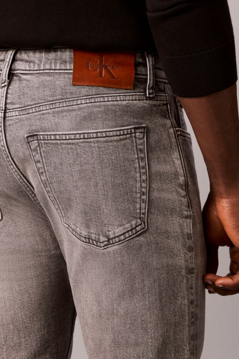 Calvin Klein 729G Slim Taper Fit Jeans Basalt