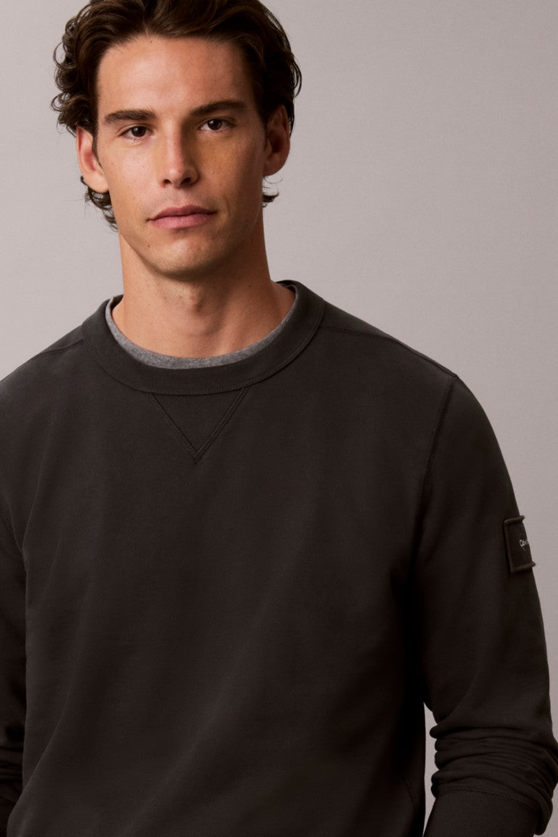 Calvin Klein 200G 350 Terry Badge Crew Neck Sweatshirt Pirate Black — view 3