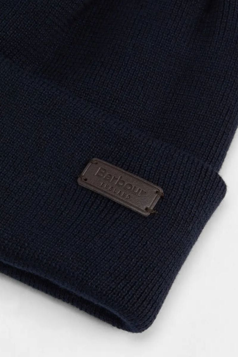 Barbour Swinton Scarf & Hat Set Winterberry