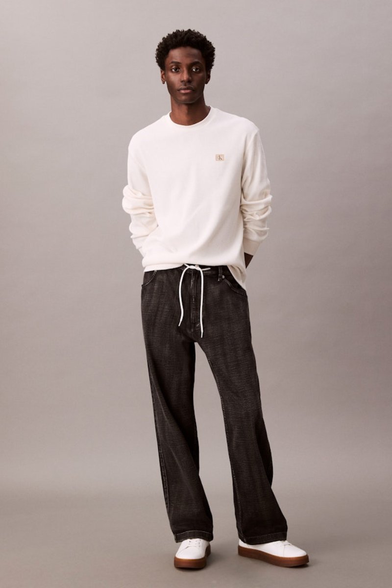 Calvin Klein 2176 LS Waffle Badge Crew Tofu