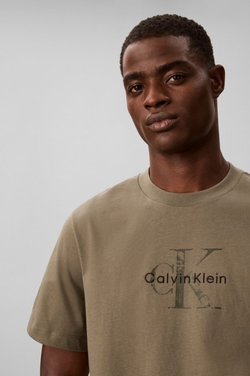 Calvin Klein 844G 20s EZ Distressed T-Shirt Dusty Olive