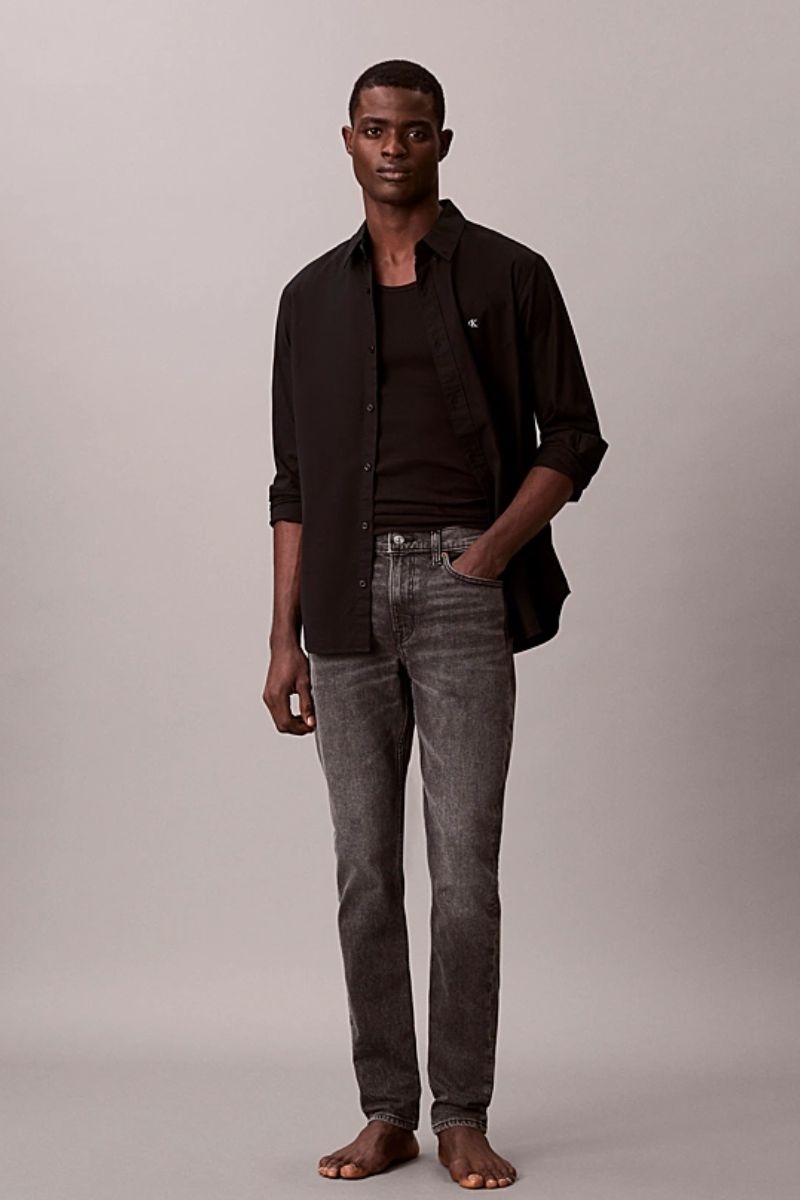 Calvin Klein 702G Slim Taper Jean Hearst Grey