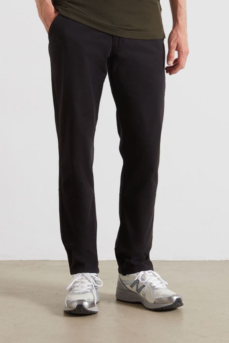 Farah Elm Slim Twill Chino Black