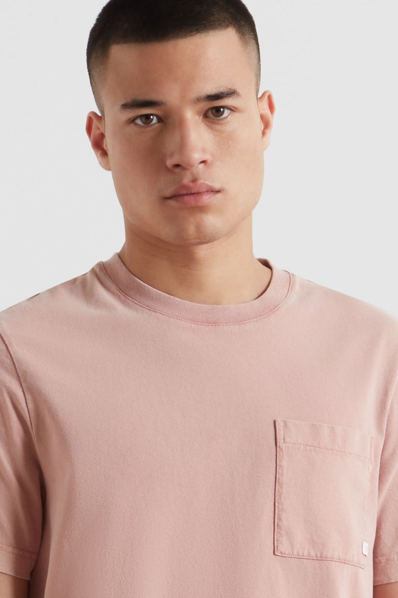 Farah Stacy Gmt Dye Pocket T-Shirt Dusty Red