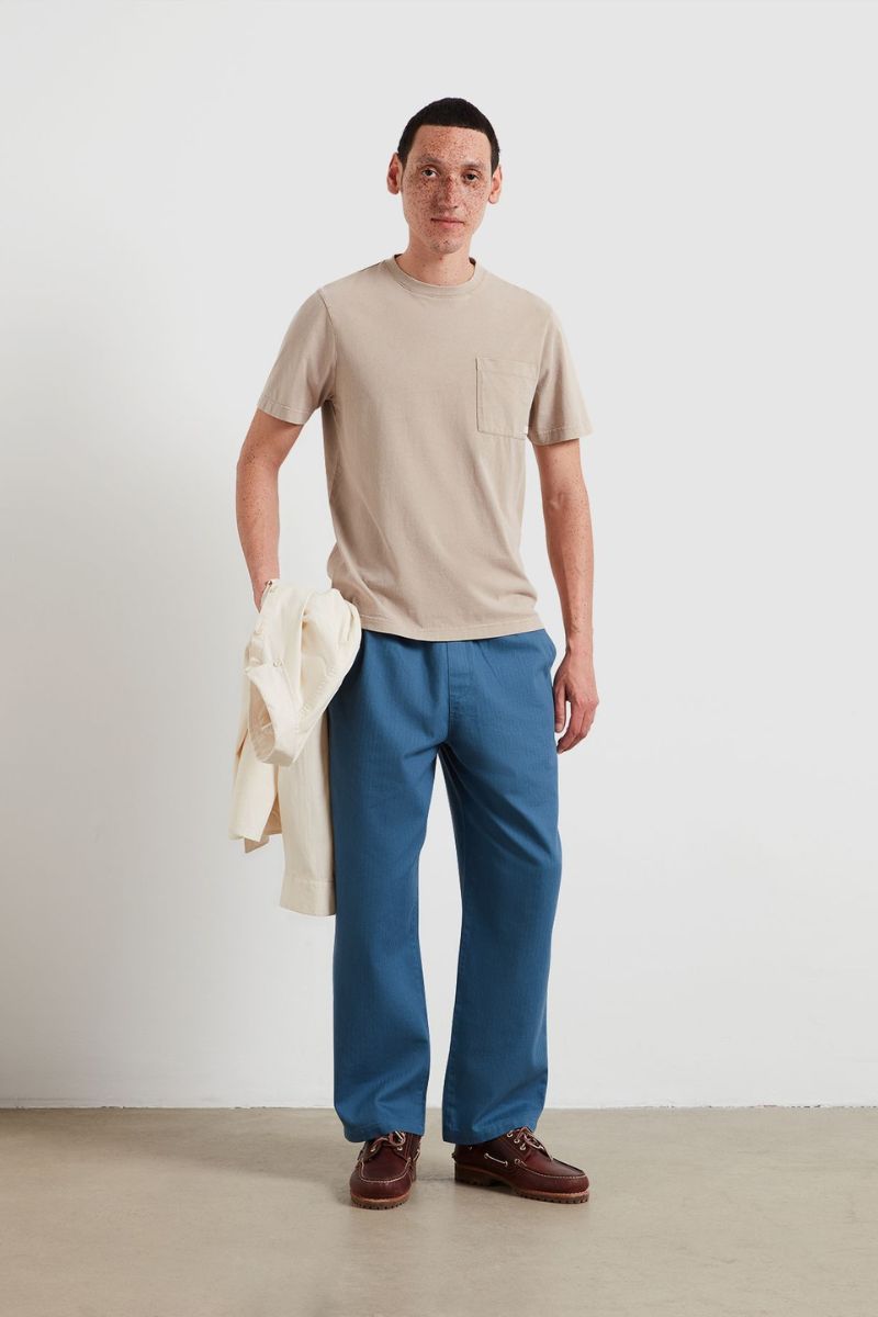 Farah Stacy Gmt Dye Pocket T-Shirt Ashen Taupe