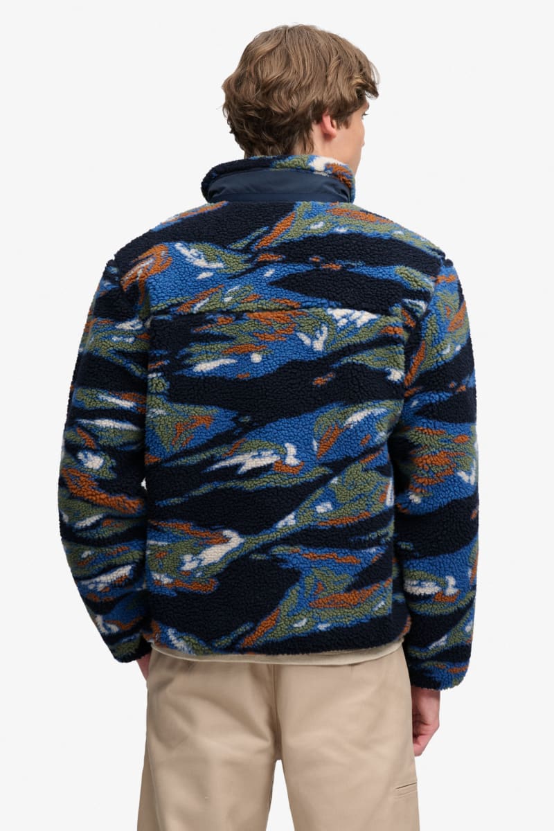 Superdry Terrain Zip Through Fleece in Navy Terrain, pile detail