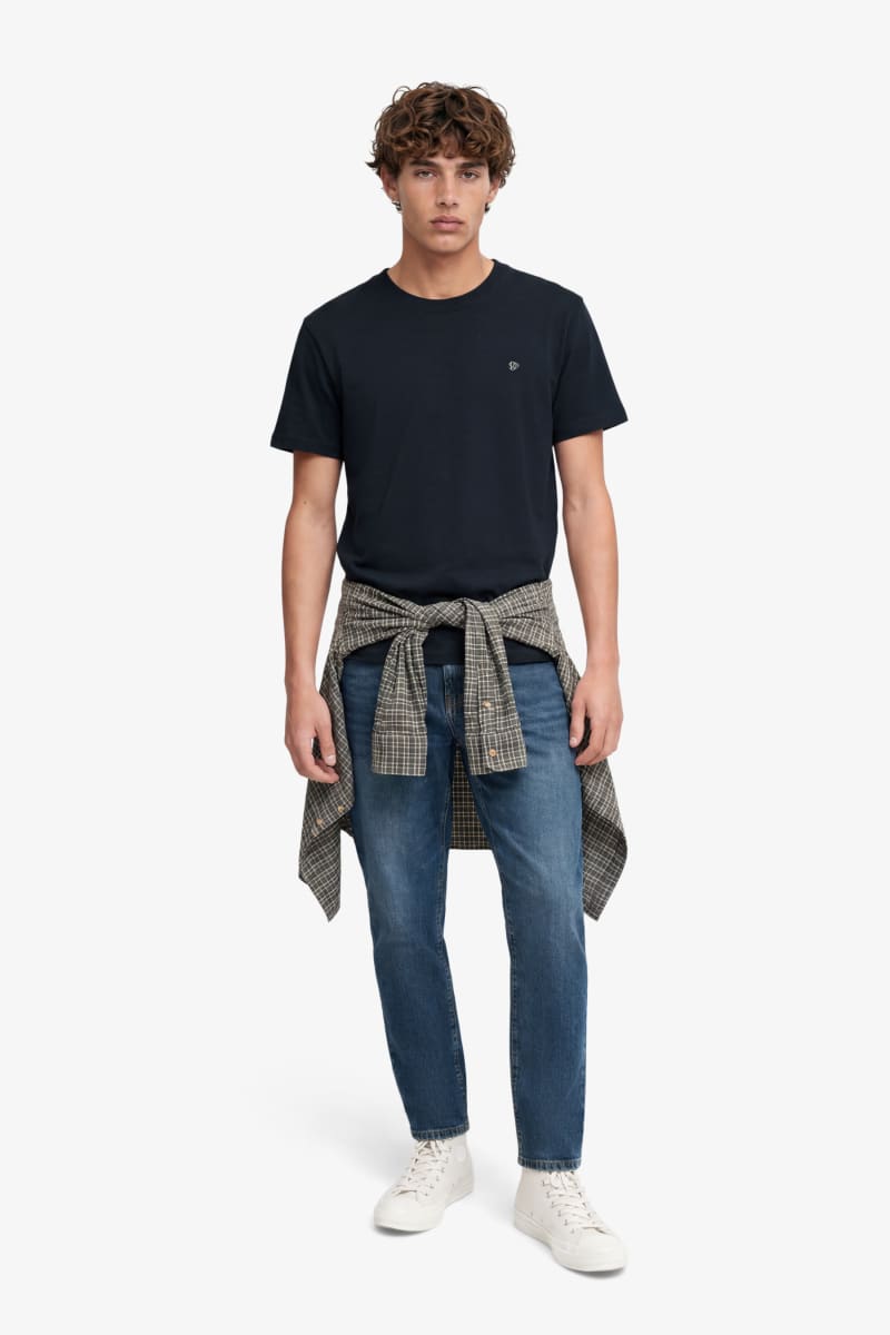 Superdry Essential Logo Embroidered T-Shirt in Eclipse Navy and Chalk, embroidery detail