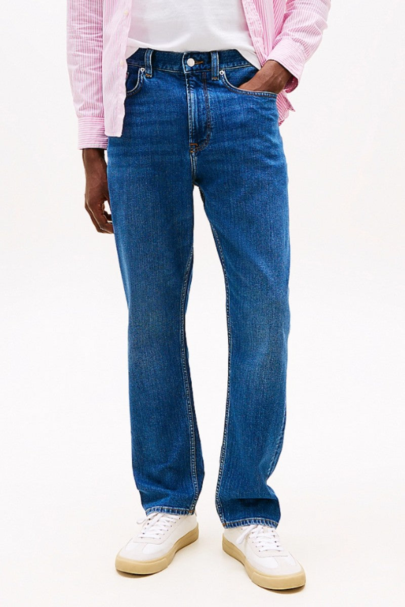 Tommy Hilfiger 3903 Reg Mercer Straight Jean