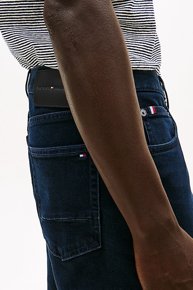 Tommy Hilfiger 3903 Reg Mercer Straight Jean
