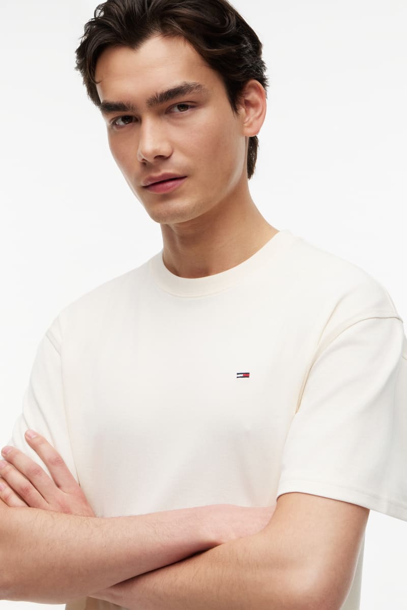 TJM RLX SFlag Tee Aw26 - CREAM