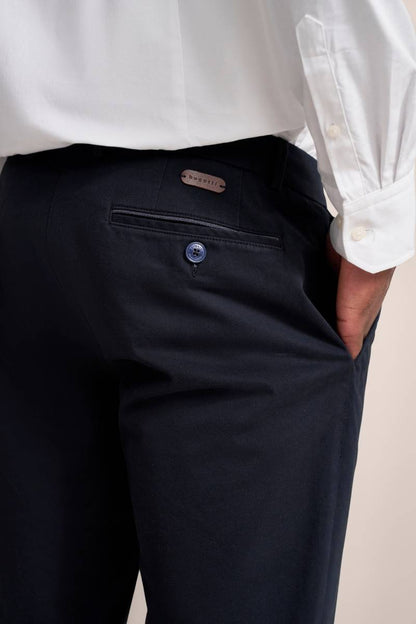 Bugatti 16224 Modern Luxury Chino COL 390