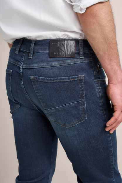 Bugatti 96635 Flexcity Modern Fit Jean Col 365