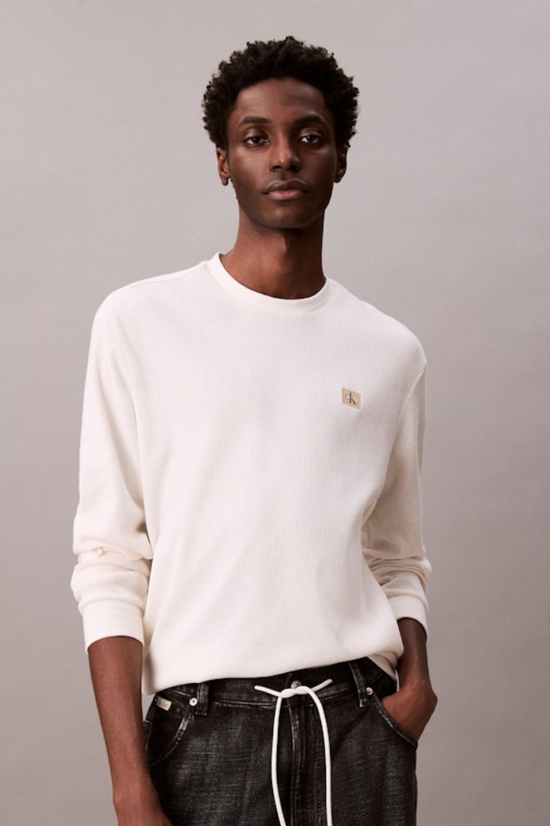 Calvin Klein 2176 LS Waffle Badge Crew Tofu