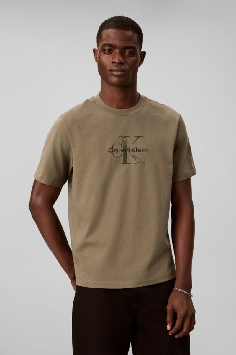 Calvin Klein 844G 20s EZ Distressed T-Shirt Dusty Olive