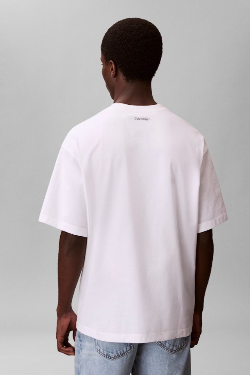 Calvin Klein 827 16S April Graphic T-Shirt White