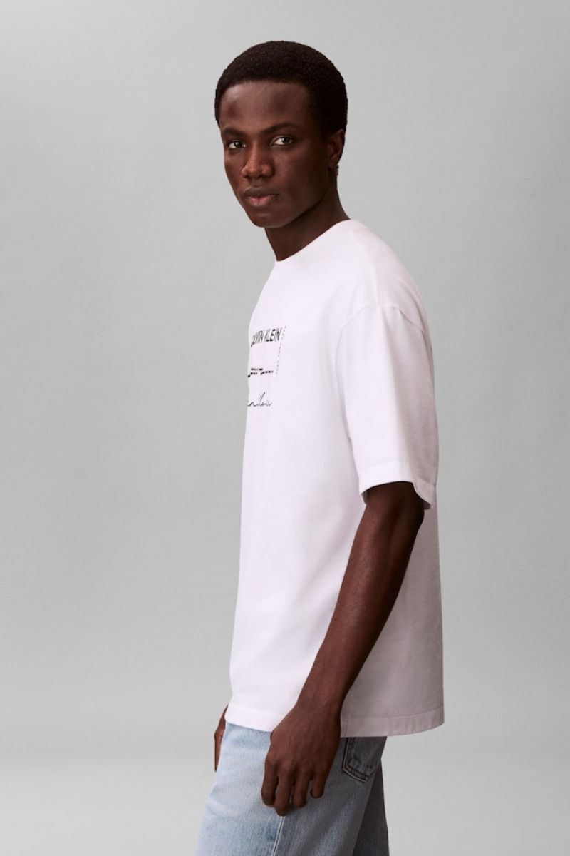 Calvin Klein 827 16S April Graphic T-Shirt White