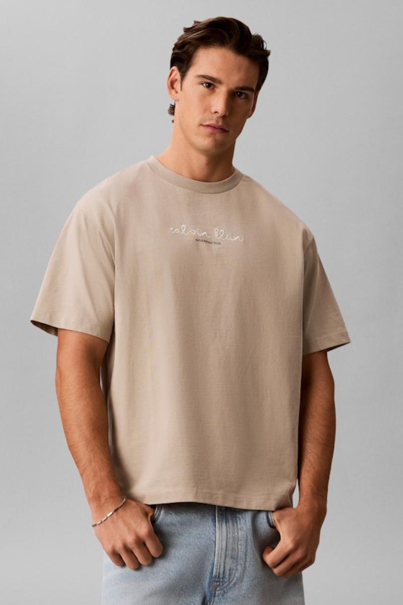 Calvin Klein 16s Travel Lines T-Shirt Taupe