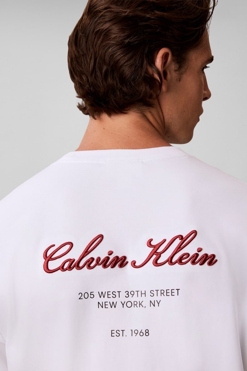 Calvin Klein 841G Sleek Interlock Long Sleeve T-Shirt Bright White