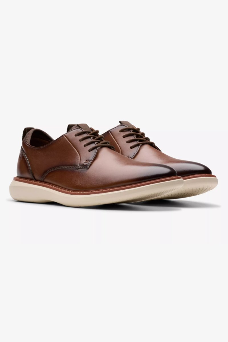 Clarks Brantin Shoe Dark Tan