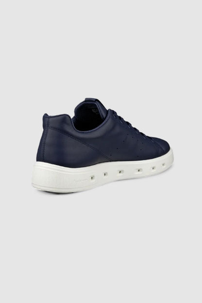 Ecco 520884 Street Marine Shoe