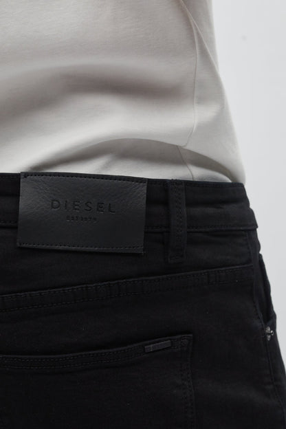 Diesel J7352MT Holden Austin Tapered Fit Jeans Black