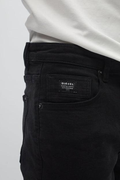 Diesel J7352MT Holden Austin Tapered Fit Jeans Black
