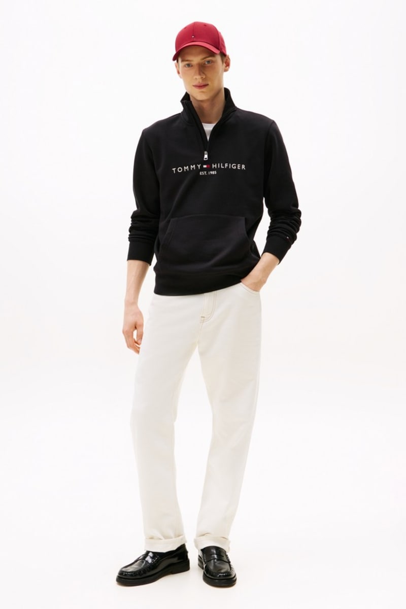 Tommy Hilfiger 20954 Regular Fit Logo Half Zip Mock Neck Sweatshirt Black