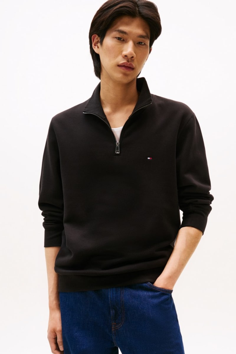 Tommy Hilfiger 37233 Regular Fit Essential Fleece Quarter Zip Sweatshirt Black