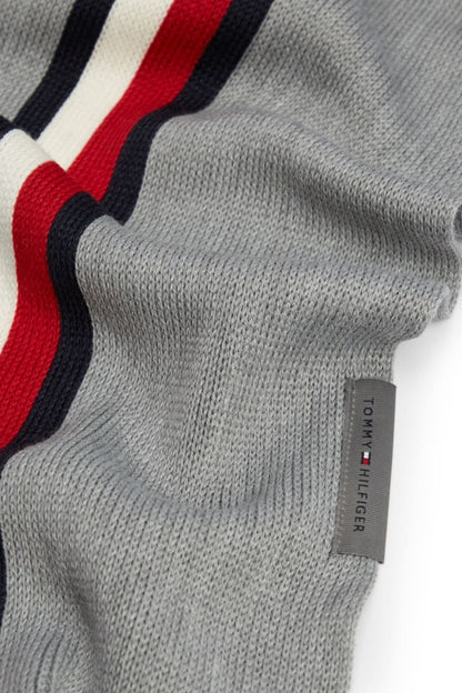 Tommy Hilfiger RWB Rashelle Scarf in Medium Grey Heather, knit detail