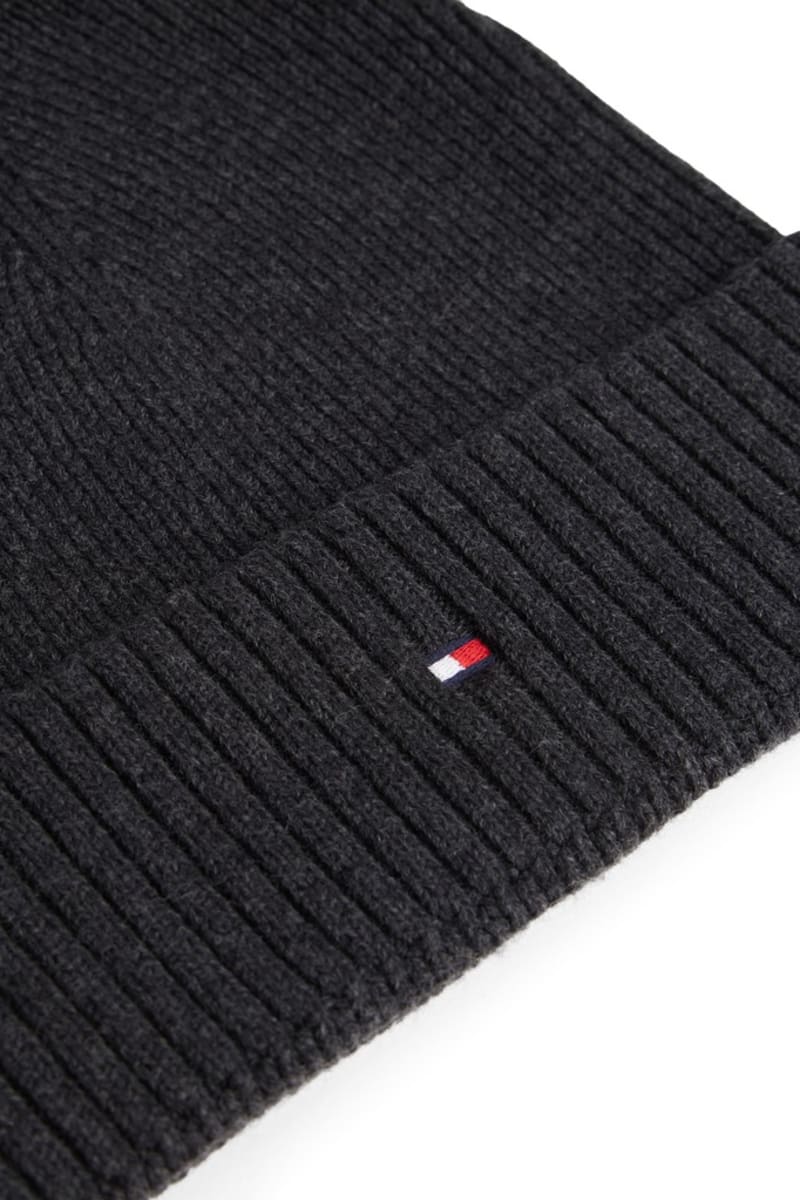 Tommy Hilfiger Flag Pima Cotton Cashmere Beanie in Charcoal Grey
