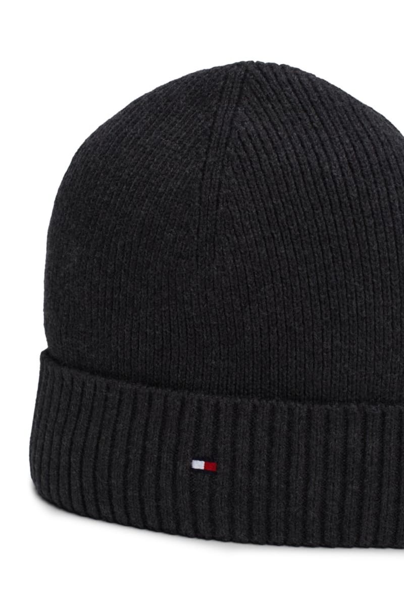 Tommy Hilfiger Flag Pima Cotton Cashmere Beanie in Charcoal Grey, cuff detail
