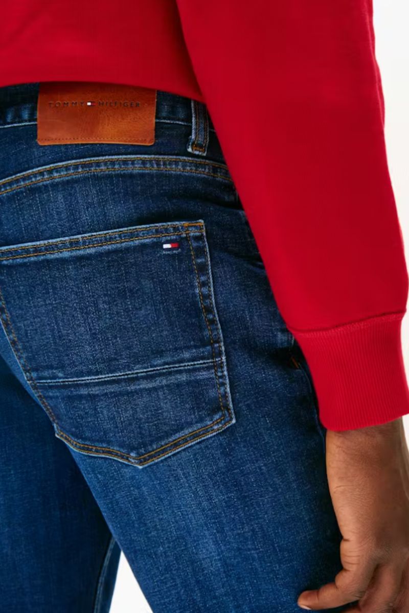 Tommy Hilfiger 39034 Core Denton Straight Fit Jean in Dark Blue