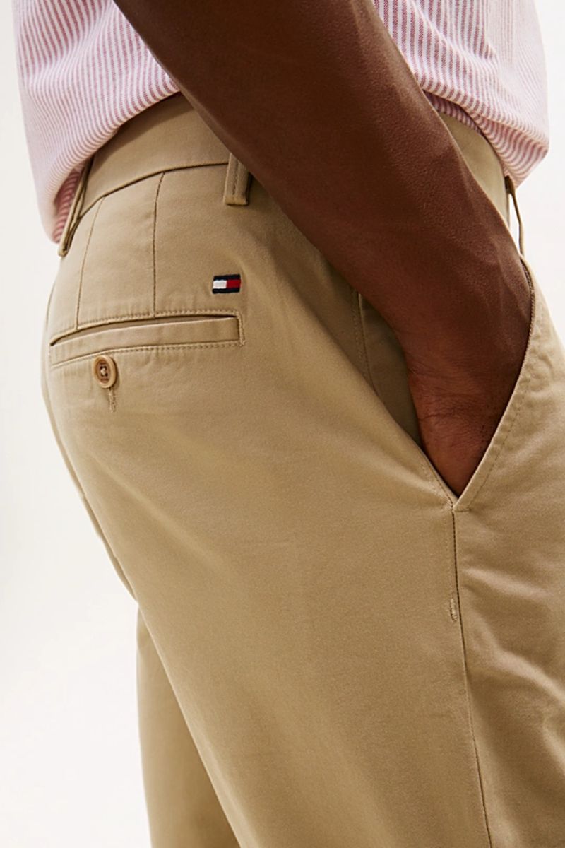 Tommy Hilfiger 28884 Denton Straight Fit 1985 Chino Batique Khaki — view 3