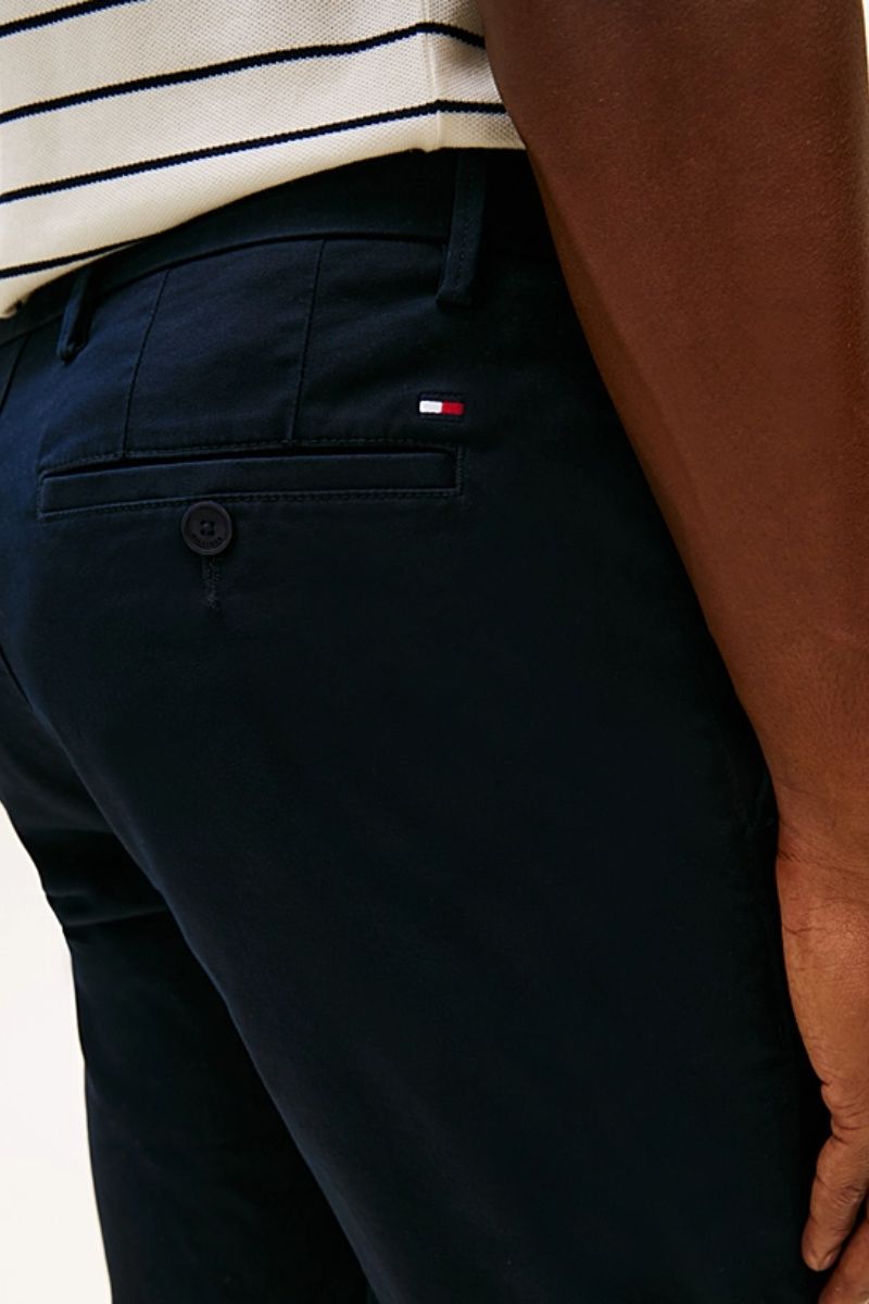 Tommy Hilfiger 28884 Denton Straight Fit 1985 Chino Navy — view 2