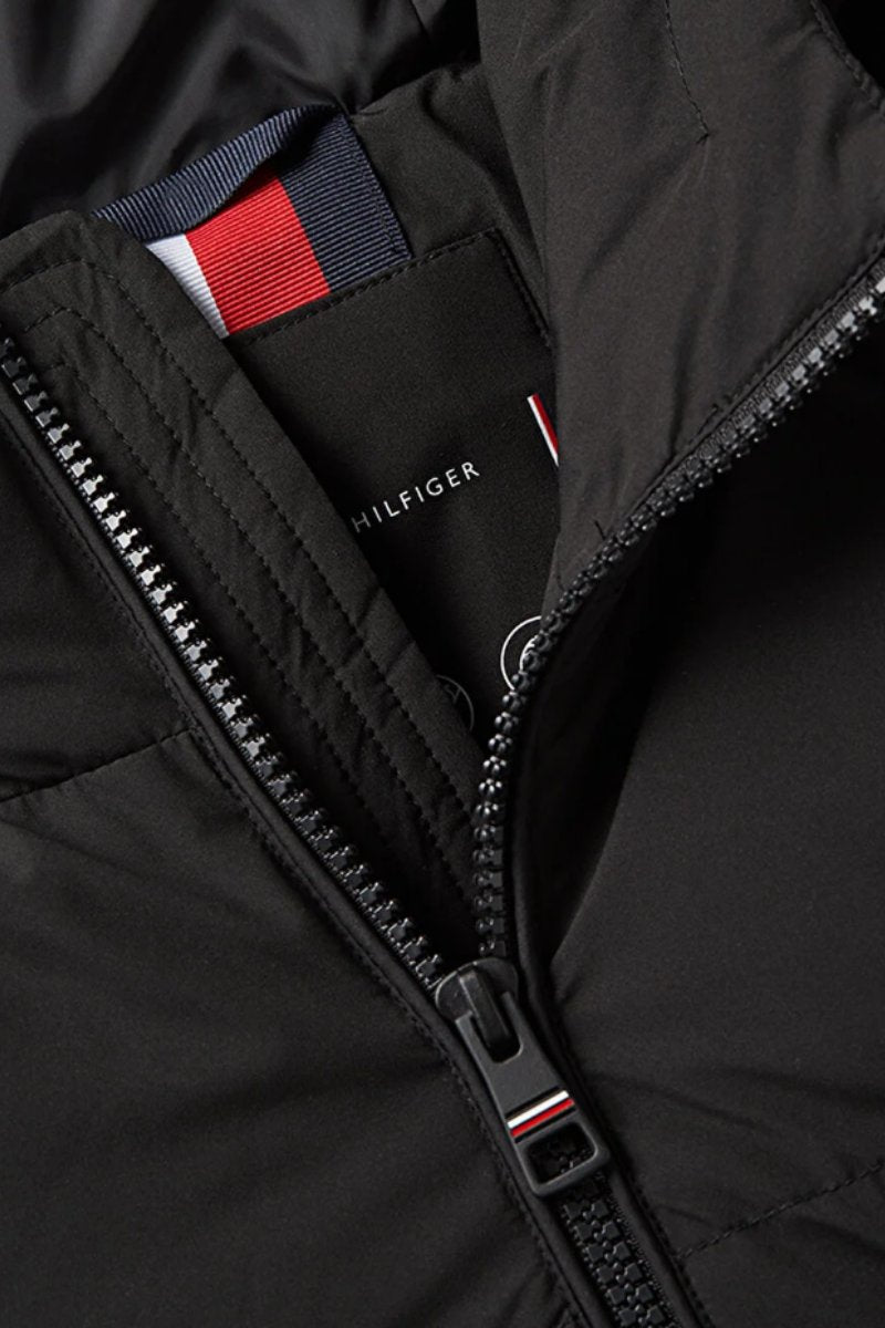 Tommy Hilfiger Down Hooded Puffer Jacket