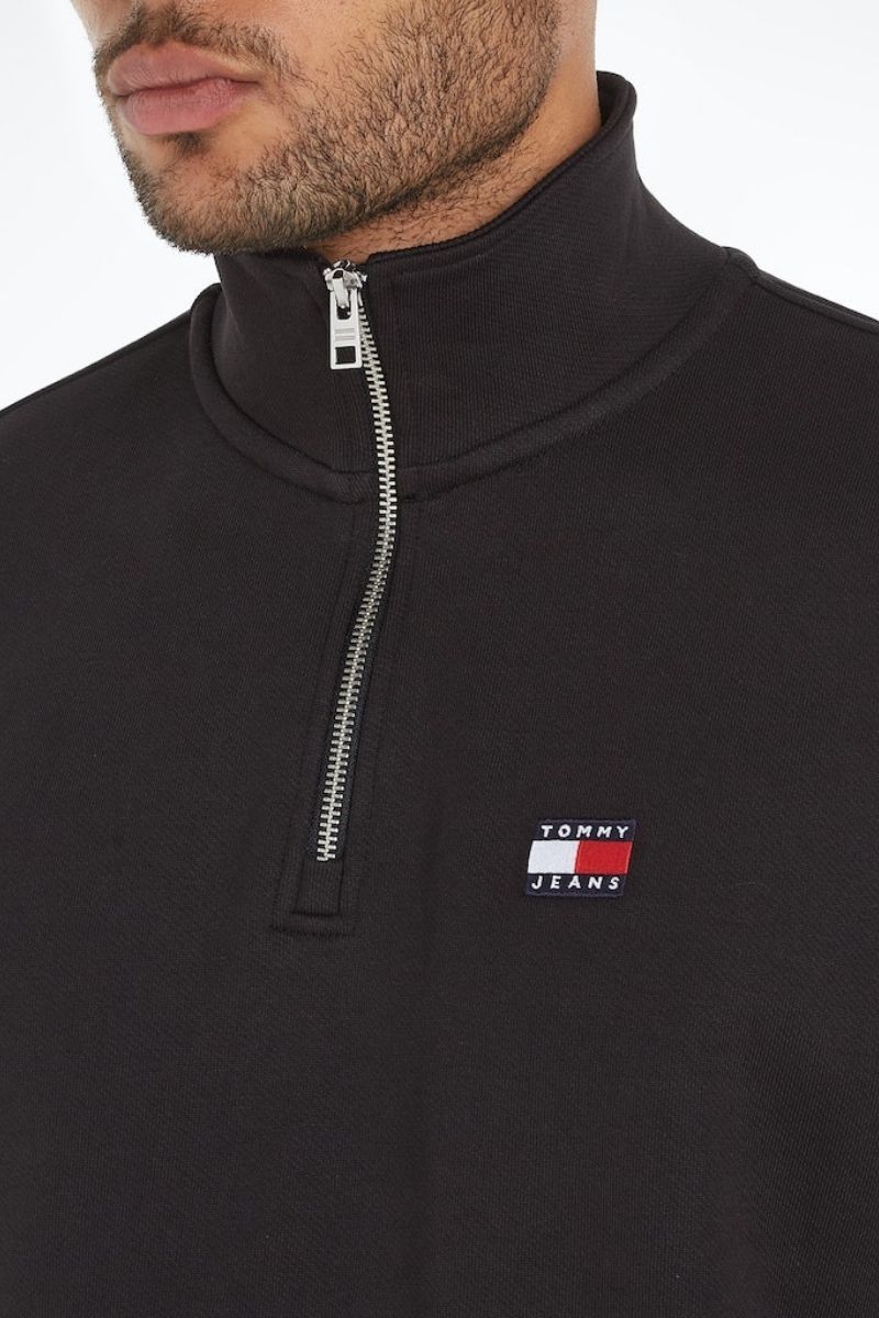 Tommy Jeans 1/4 Zip Badge Sweatshirt Black