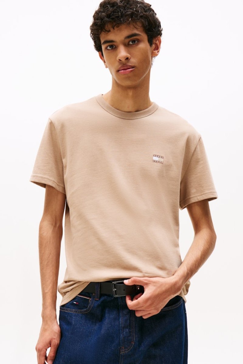 Tommy Jeans Reg Badge T-Shirt Coastal Taupe