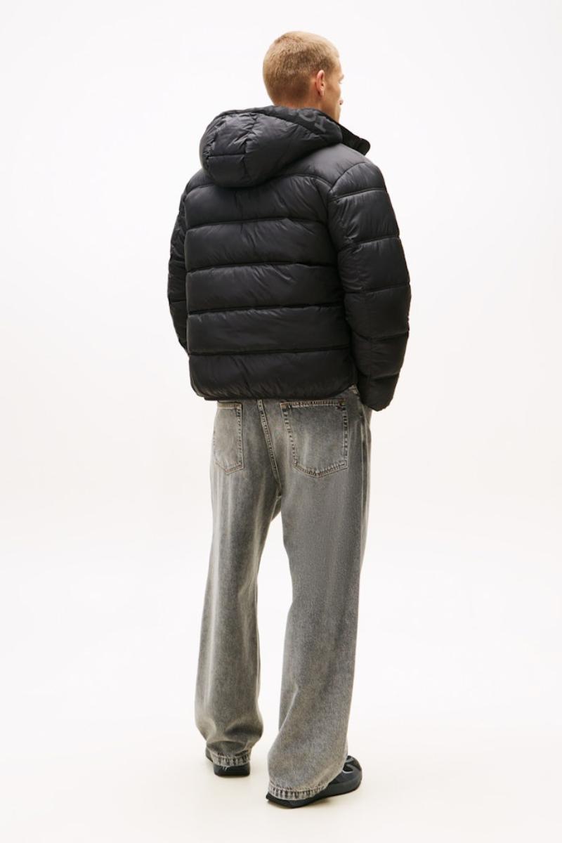 Tommy Jeans Hooded Logo Puffer Black