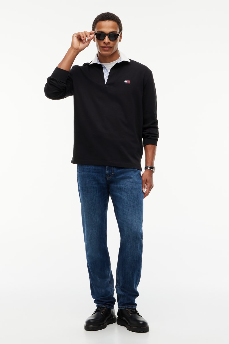 TJM RLX Ess Badge Rugby Aw26 - BLK