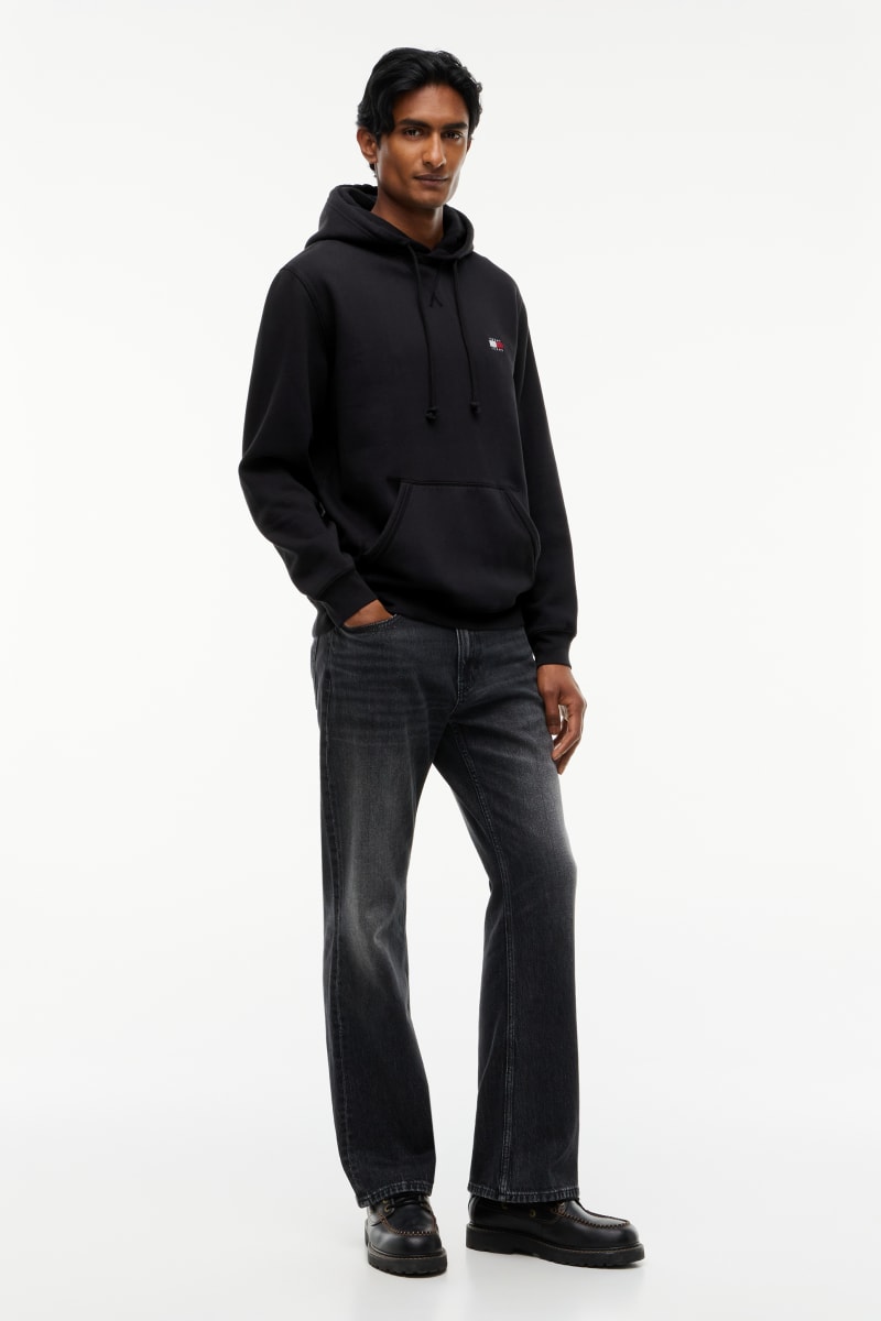TJM Badge Hoodie Aw26 - BLK