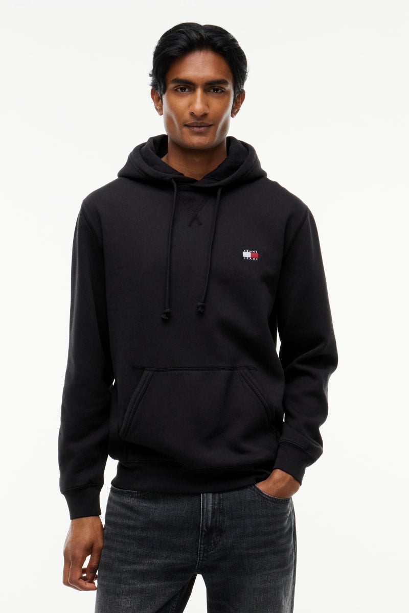 TJM Badge Hoodie Aw26 - BLK