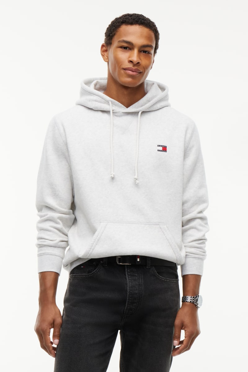TJM Reg Badge Hoodie Aw26 - ICE GRY