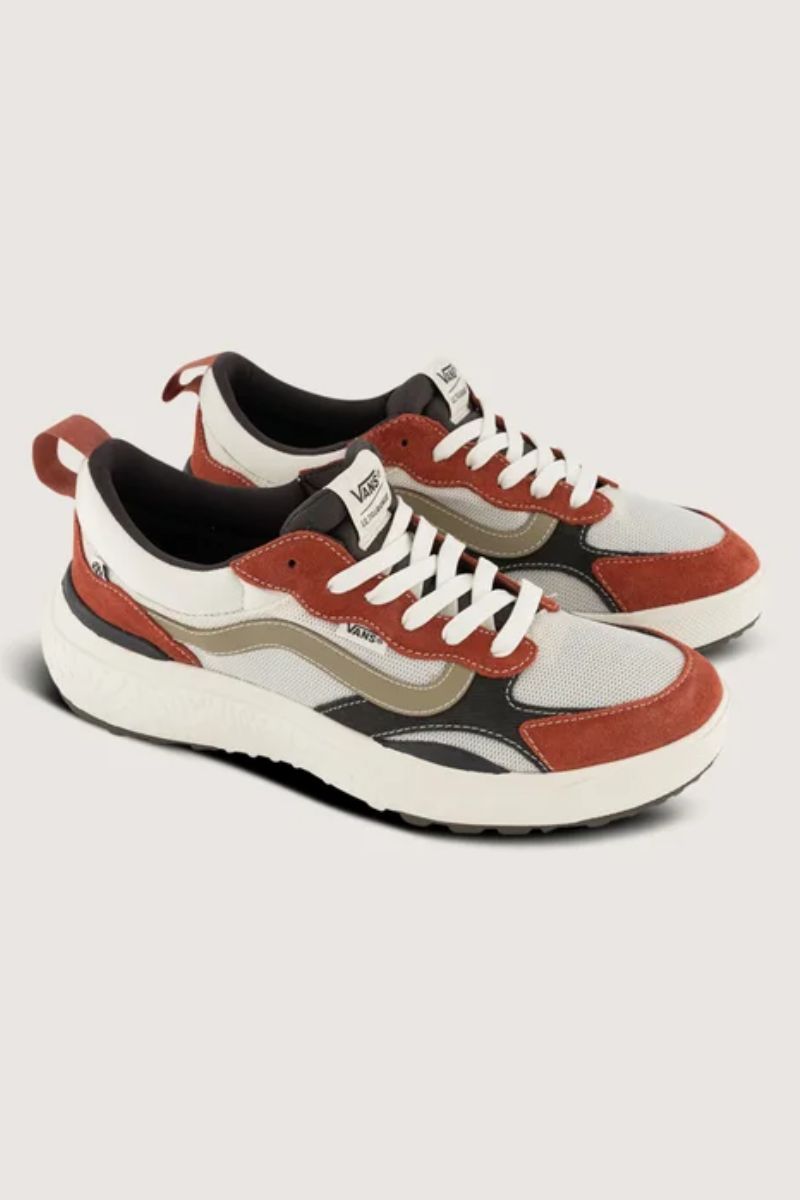 Vans Mountain Ultrarange Neo 3 Shoes Brick Red