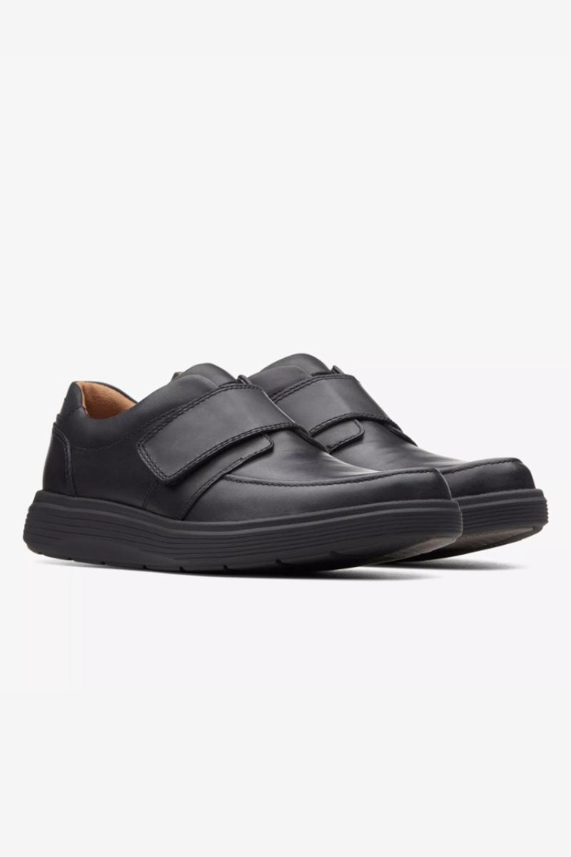 Clarks Un Abode Strap Wide Fit Shoe