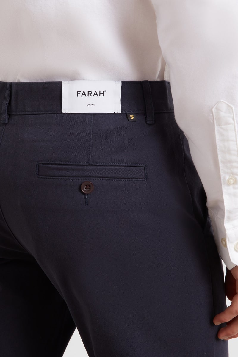 Farah Elm Stretch Twill Chino True Navy