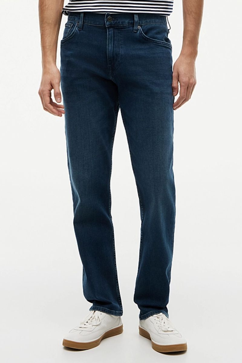 Tommy Hilfiger 39035 Core Denton Straight Fit Jean in Tinted Blue, front view